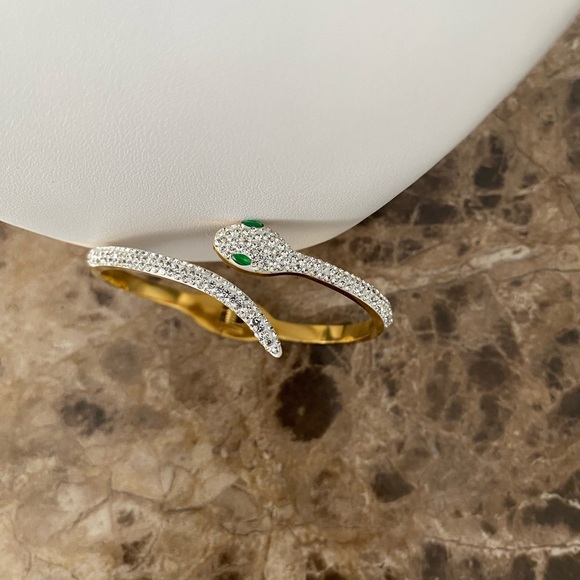 Vintage snake Bangle Bracelet Gold Stainless steel Green Crystal Eyes. - Picture 2 of 6